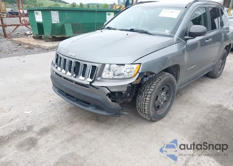 2012 Jeep Compass Latitude из США, поврежденный, VIN 1C4NJDEB1CD563916